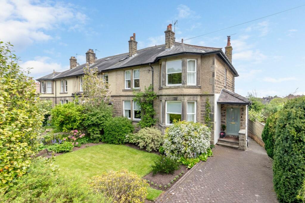 5 bedroom semidetached house for sale in Scriven Road, Knaresborough, HG5