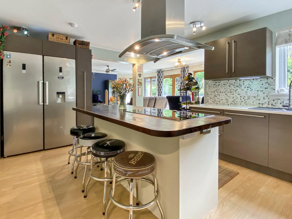 Additional property image - Muldearie View, Keith, AB55