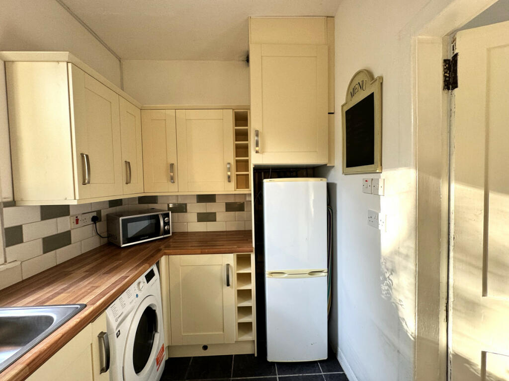 Additional property image - Hilton Drive, Aberdeen, AB24