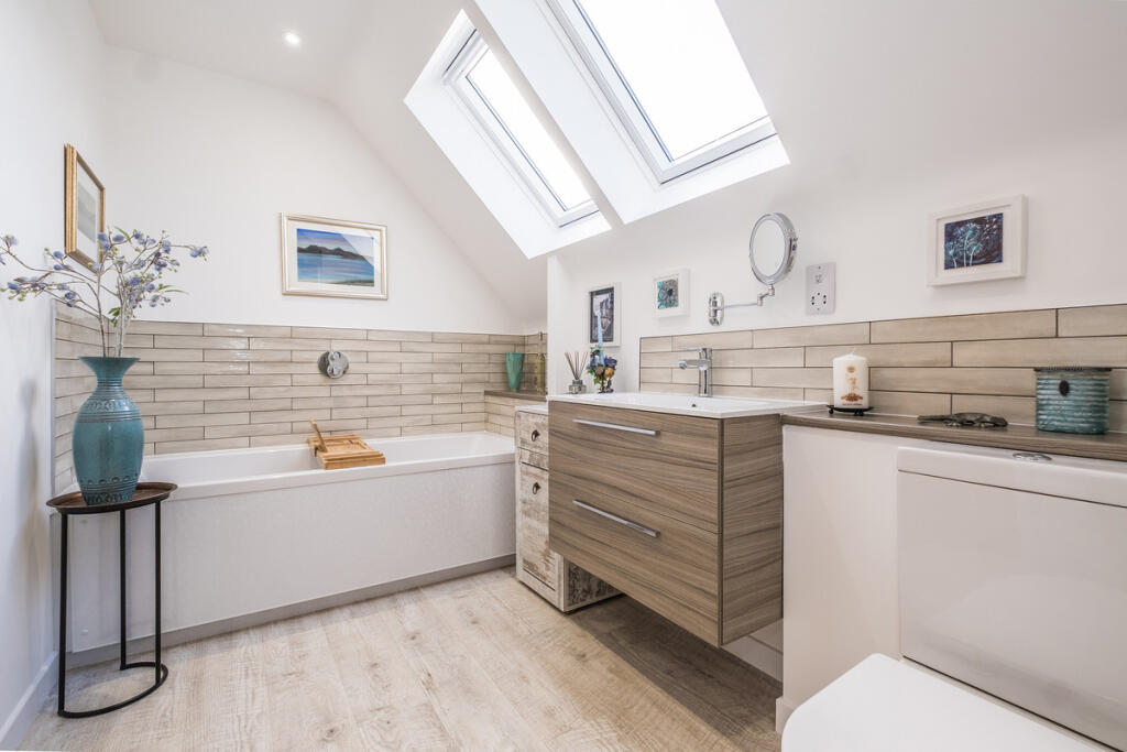 Additional property image - Muir Of Fowlis, Alford, AB33