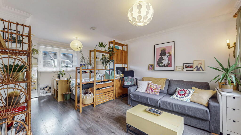 Main image of property: 25, Marlborough Avenue , Glasgow , Broomhill, G11 7BP