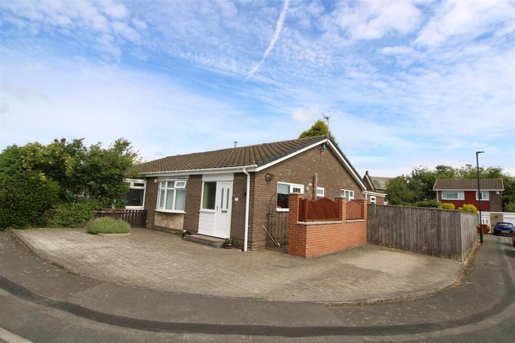 Main image of property: Jedburgh Close, Chapel Park, Newcastle Upon Tyne, NE5
