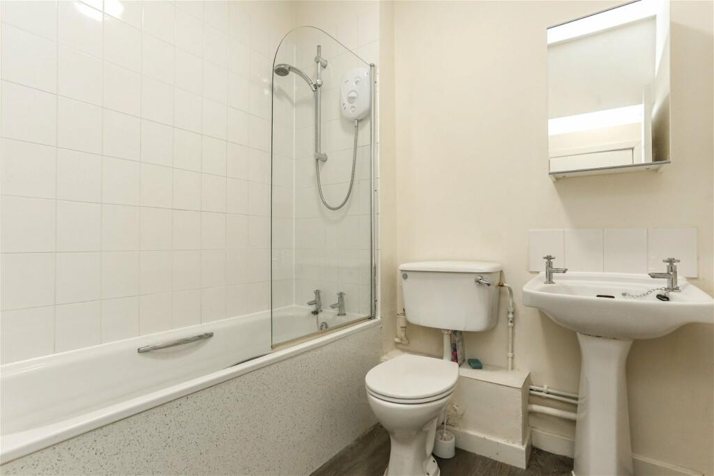 Additional property image - Deardengate, Haslingden, Rossendale, BB4 5QN