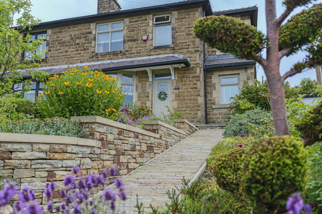 Main image of property: Bury Road, Rawtenstall, Rossendale, BB4 6