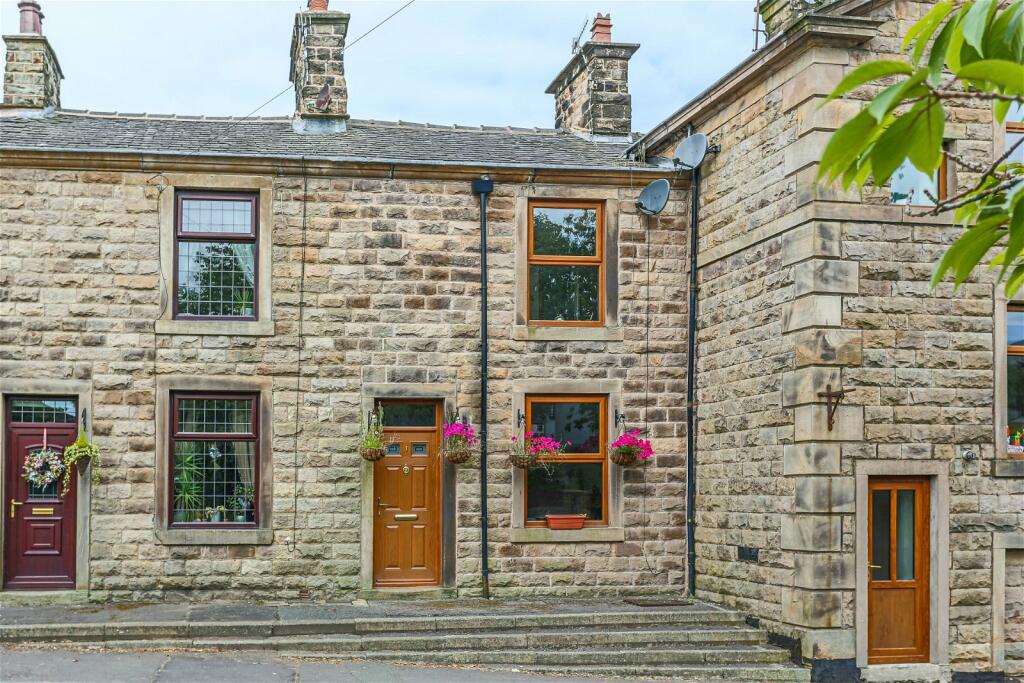 2 bedroom terraced house for sale in Padiham Road, Sabden, Clitheroe, BB7