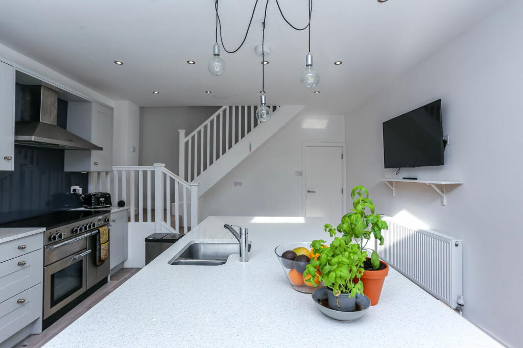 Additional property image - Burnley Road, Edenfield, BL0