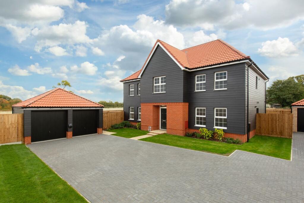 Main image of property: Gaston End, 
East Bergholt, 
Suffolk, 
CO7 6RF