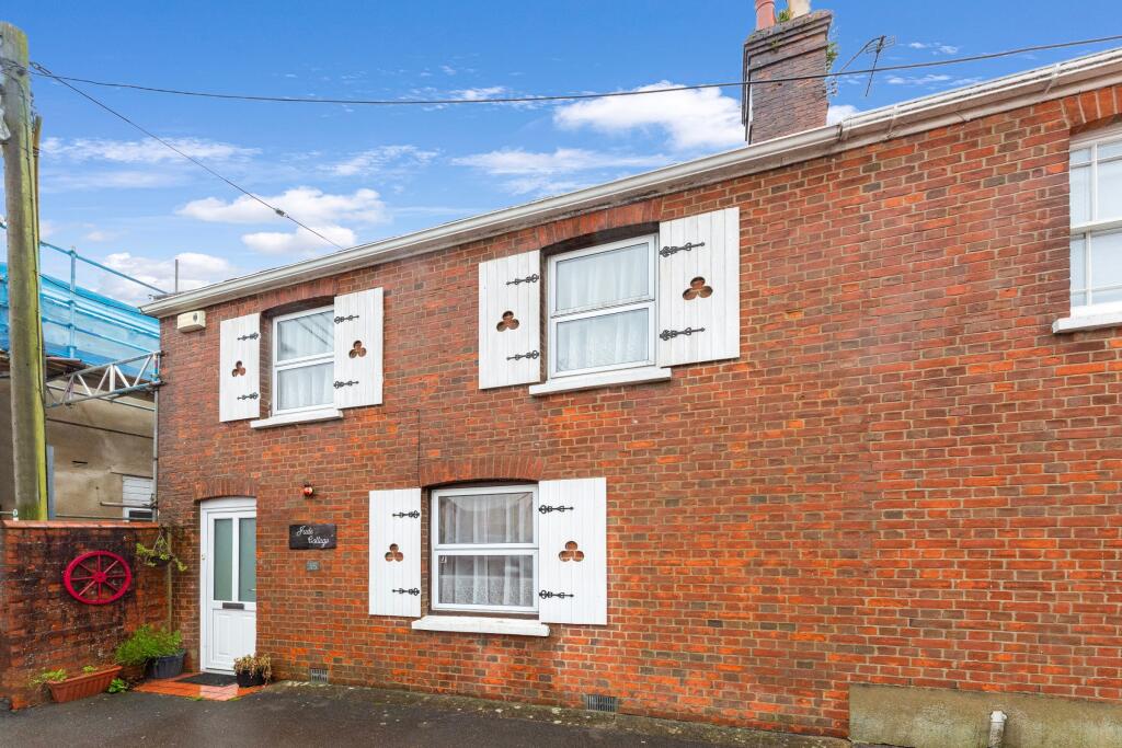 3 bedroom end of terrace house for sale in Bimport, Shaftesbury, SP7