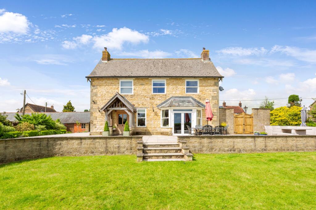 Main image of property: Cider House, Front Street, East Stour, Gillingham