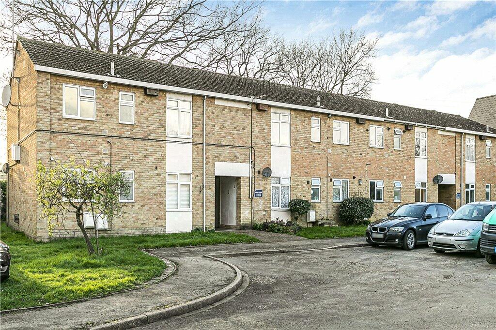 2 bedroom apartment for sale in Ferney Road, Byfleet, West Byfleet ...