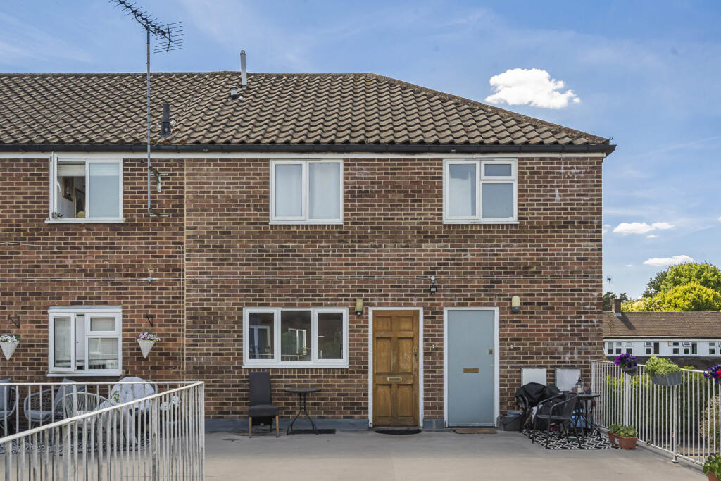 Main image of property: Marshall Parade, Coldharbour Road, Woking, Surrey, GU22
