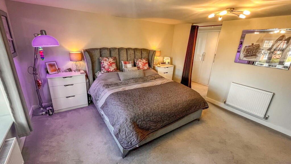 Additional property image - Over 2,000sqft Perfect Family Home! Russett Avenue, Nuneaton, CV11 6YW