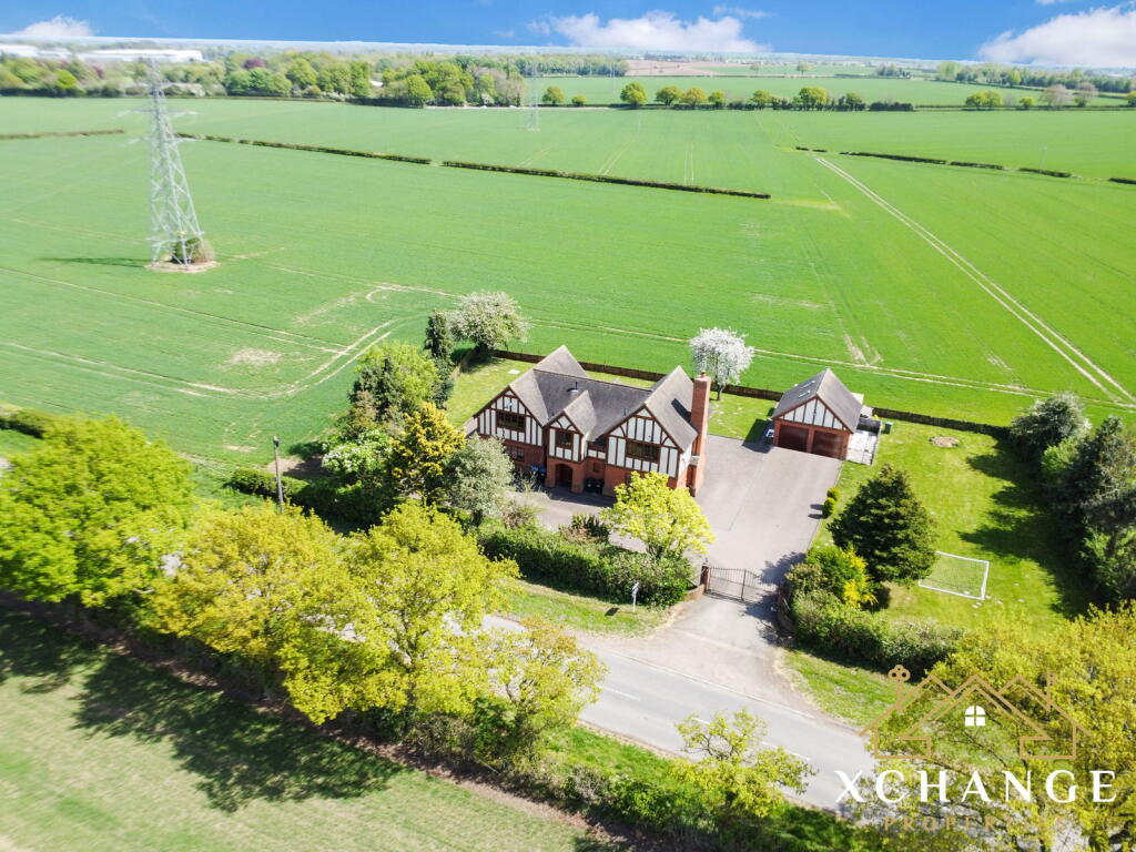 Main image of property: Amazing Countryside Views! Hinckley Road, Burton Hastings, Nuneaton, CV11 6RE