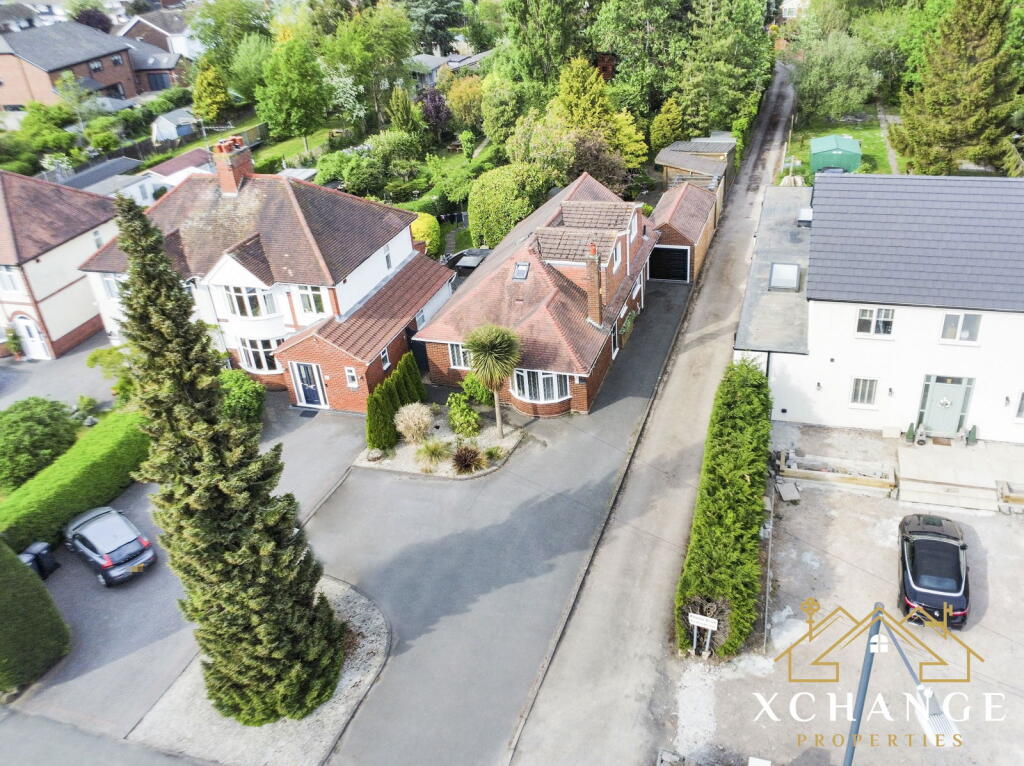 Main image of property: Lutterworth Road, Nuneaton, CV11 6PG
