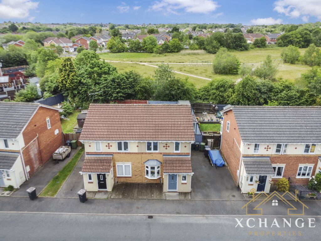 Main image of property: Laggan Close, Nuneaton, CV10 9TF
