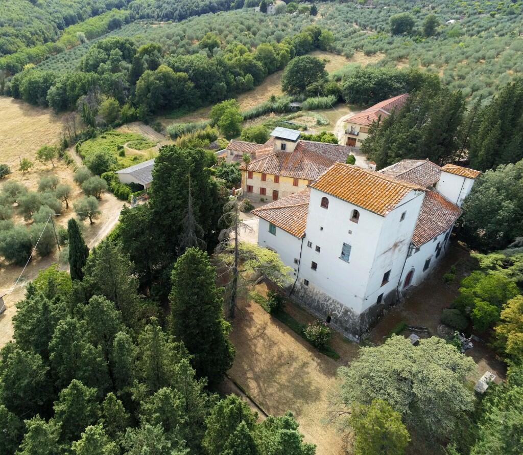Rignano sull`Arno Villa for sale