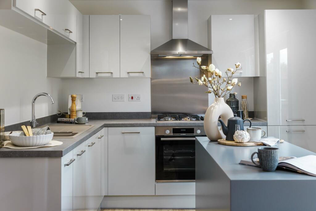 Additional property image - Lever Park Avenue
Horwich
Bolton
BL6 7LQ