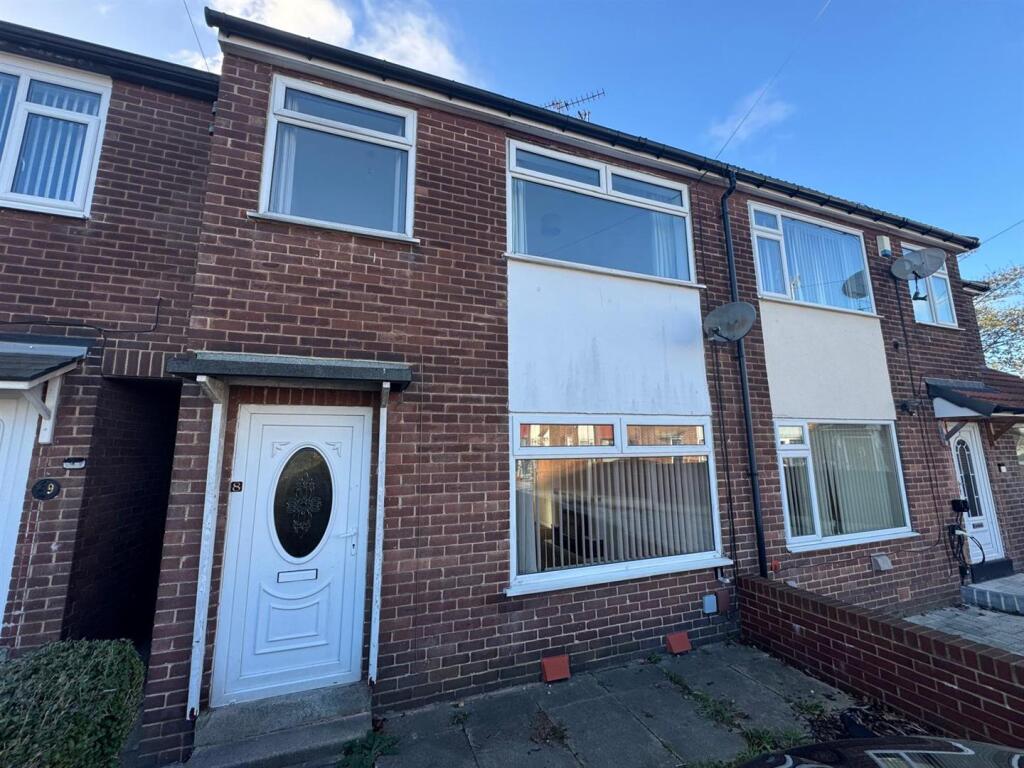 Main image of property: Wesley Close, Beeston, Leeds, LS11