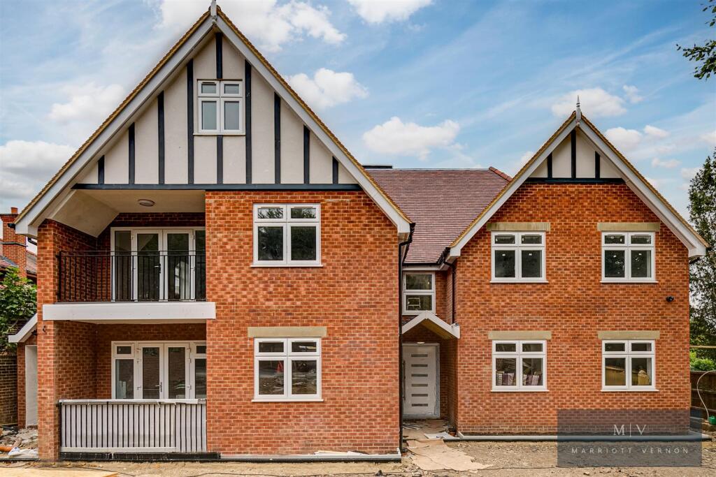 Main image of property: Smitham Bottom Lane, Purley