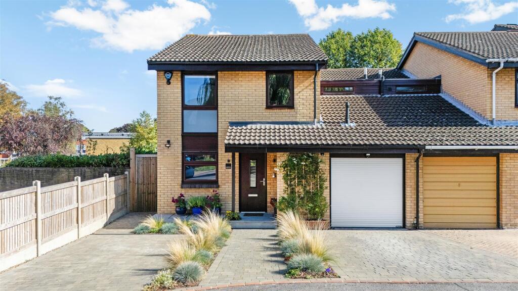 Main image of property: Deans Close, Croydon