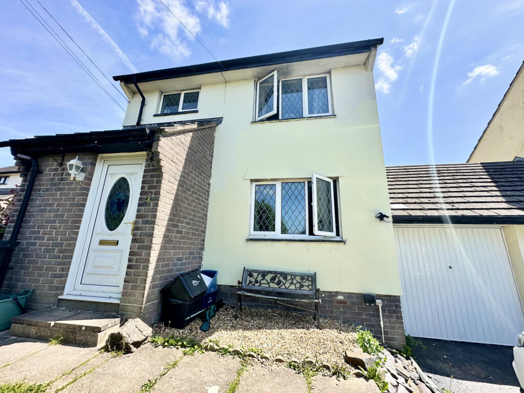 Main image of property: Hawthorn Road, Barnstaple, EX32 8PU