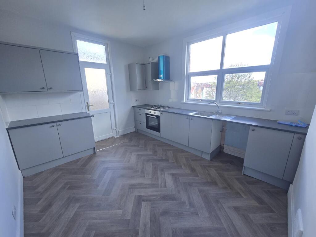 Main image of property: London Road, Thornton Heath, CR7