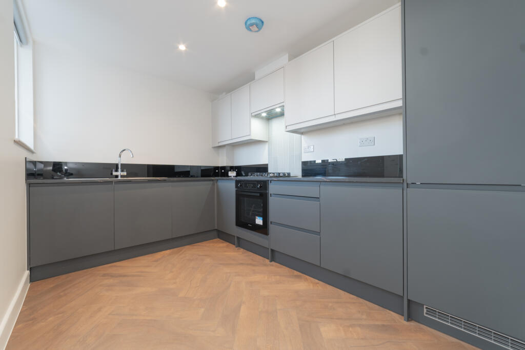 Main image of property: Norbury Avenue, London, SW16