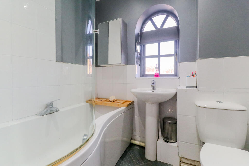 Additional property image - Coalport Close, CM17