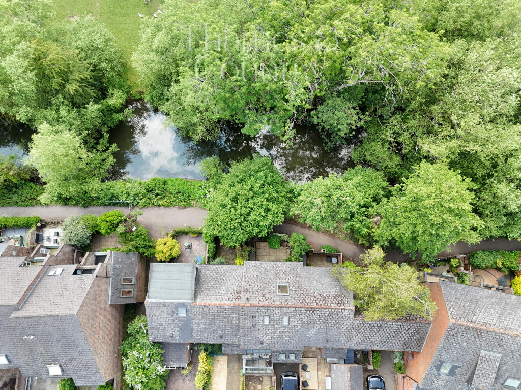 Main image of property: Sadler Walk, Oxford Centre - Chain Free Riverside Property
