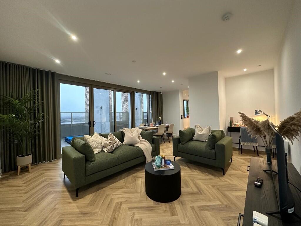 Main image of property: 2703, Anchorage Quay, Manchester, Greater Manchester, M50