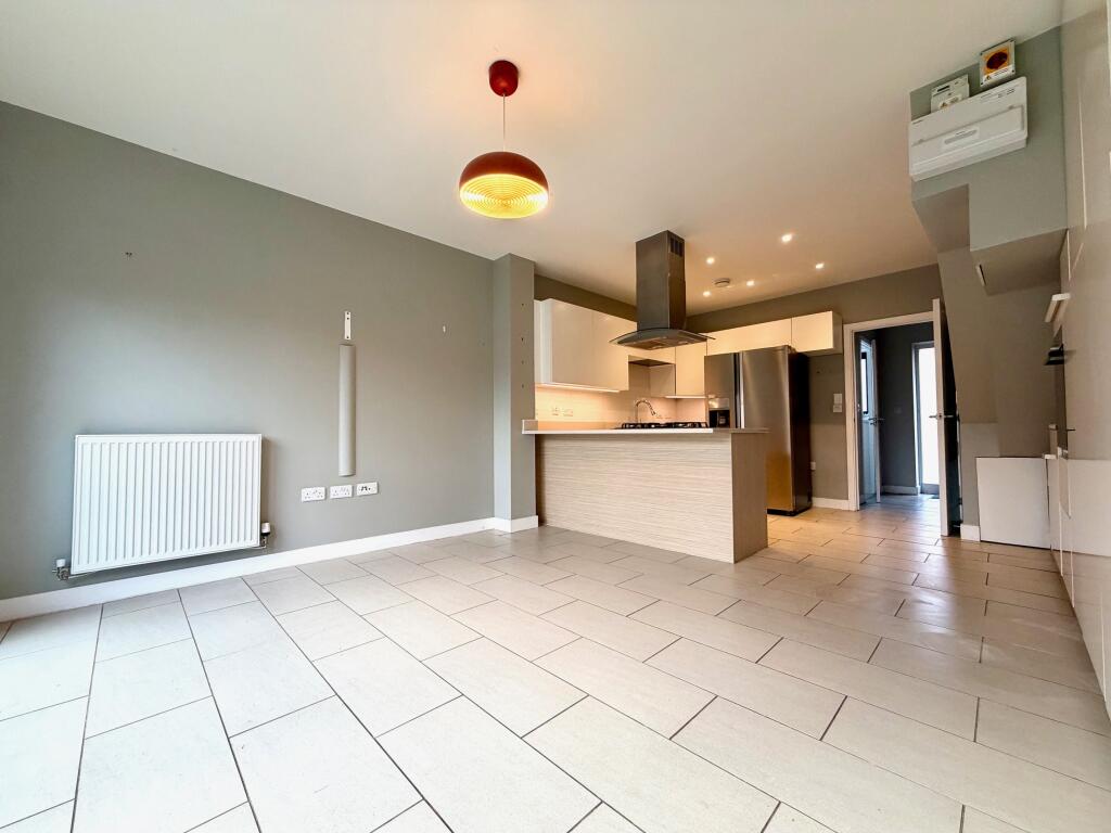 Main image of property: Whittington Road, Cambridge CB2