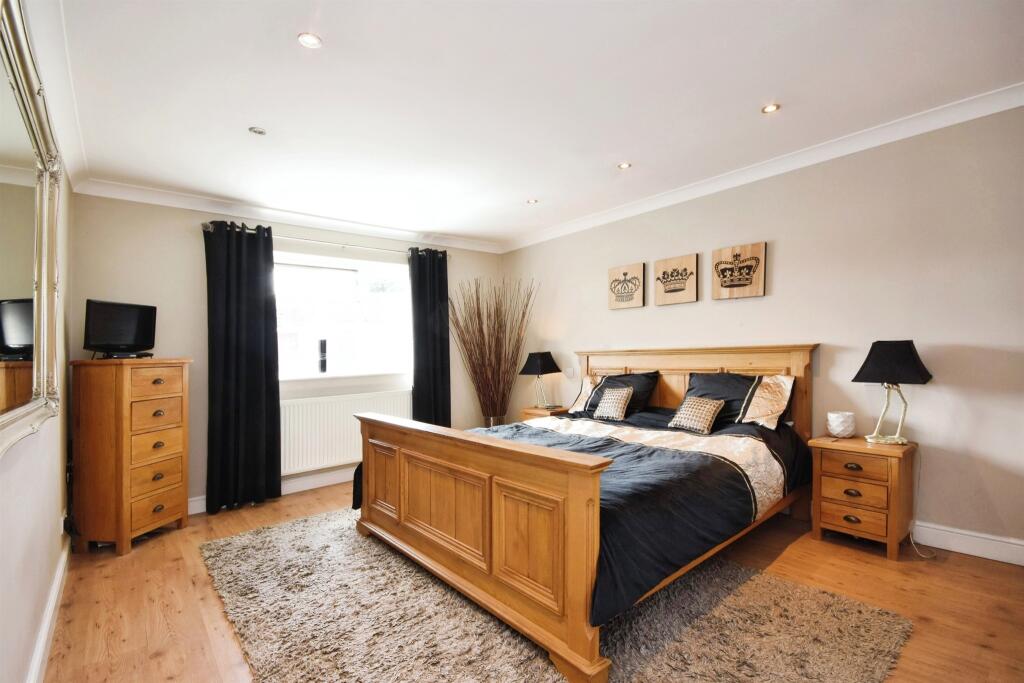 Additional property image - Cannon Leys, Galleywood, Chelmsford