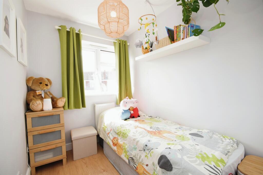 Additional property image - Cannon Leys, Galleywood, Chelmsford