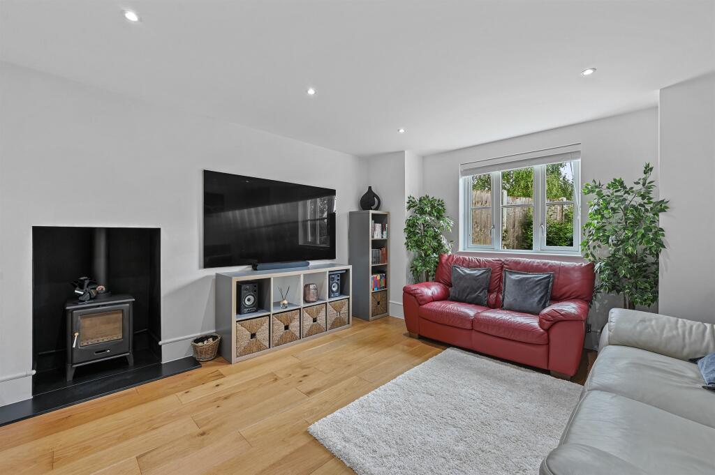 Additional property image - Butts Lane, Danbury, Chelmsford