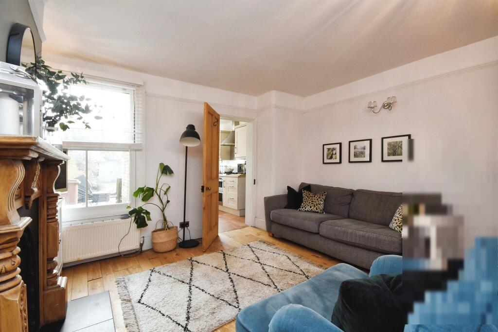 Additional property image - Wood Street, Chelmsford