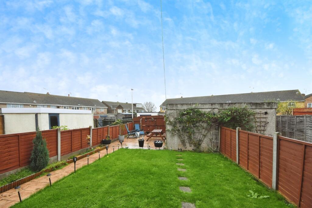 Additional property image - Firecrest Road, Tile Kiln, CHELMSFORD
