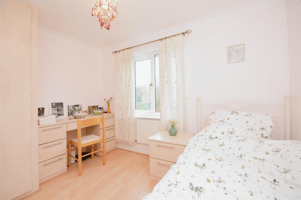 Additional property image - The Lintons, Sandon, CHELMSFORD