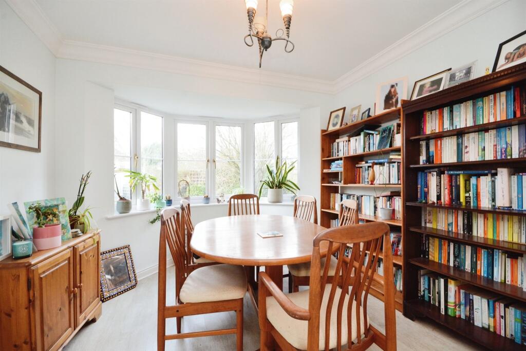 Additional property image - The Lintons, Sandon, CHELMSFORD