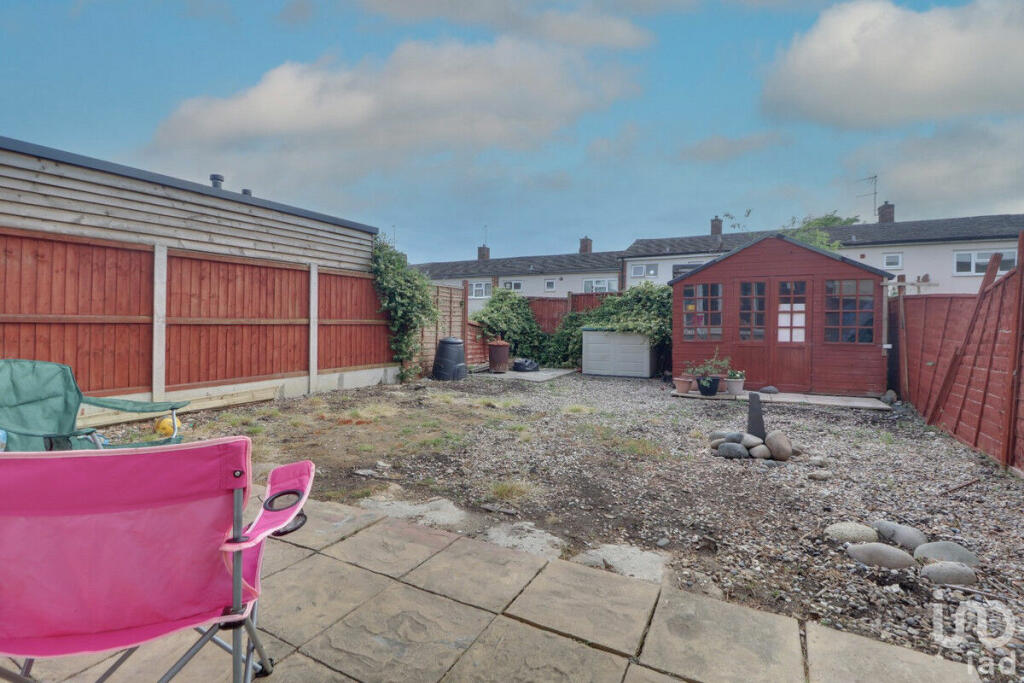 Additional property image - Hookfield, Harlow, CM18