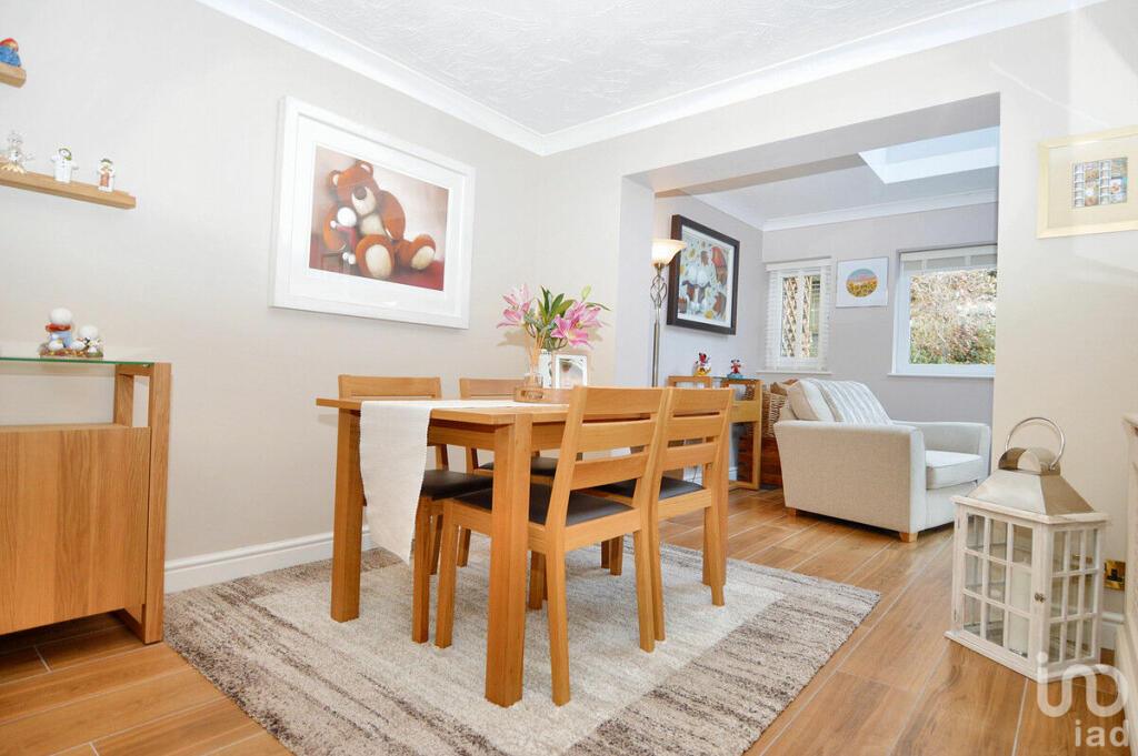 Additional property image - Bishops Walk, Cradley Heath, B64