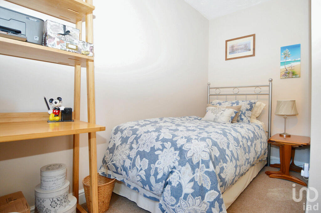 Additional property image - Bishops Walk, Cradley Heath, B64
