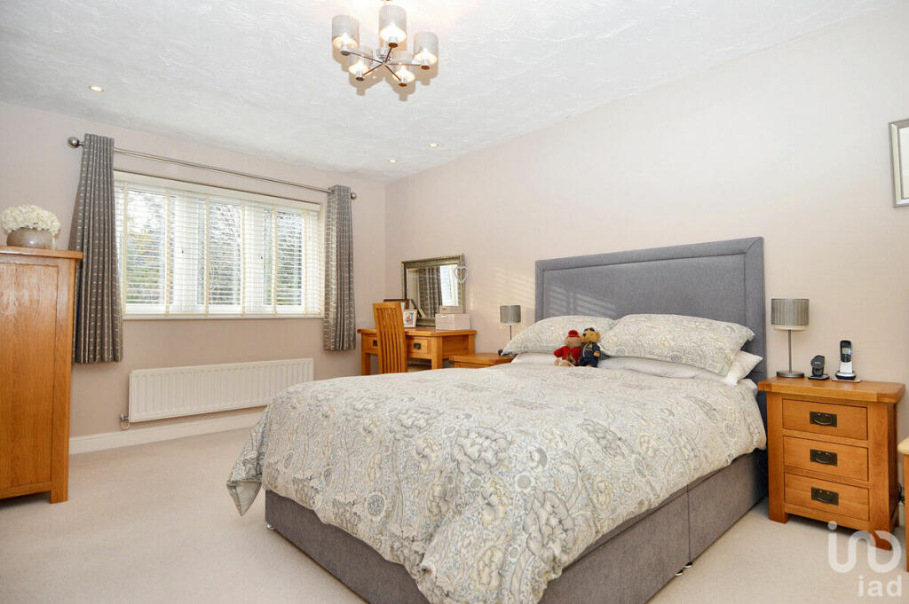 Additional property image - Bishops Walk, Cradley Heath, B64