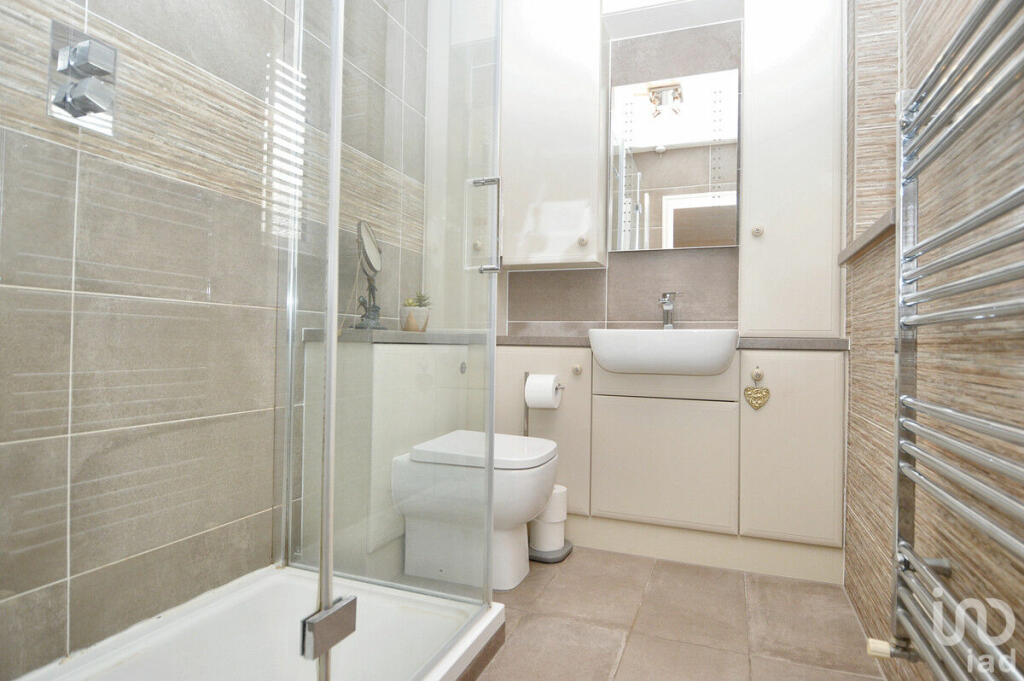 Additional property image - Bishops Walk, Cradley Heath, B64