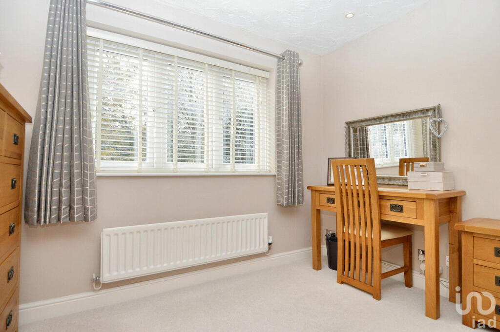 Additional property image - Bishops Walk, Cradley Heath, B64