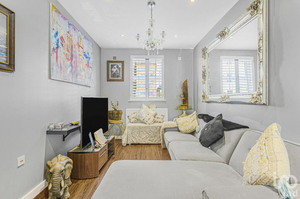 Additional property image - Carters Drive, Stansted, CM24
