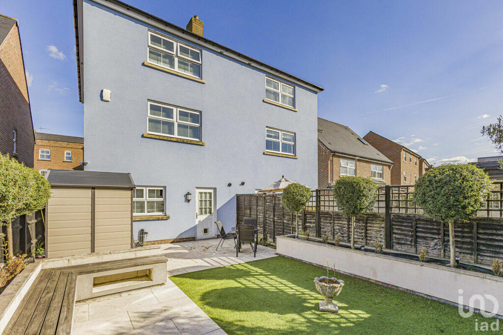 Additional property image - Carters Drive, Stansted, CM24