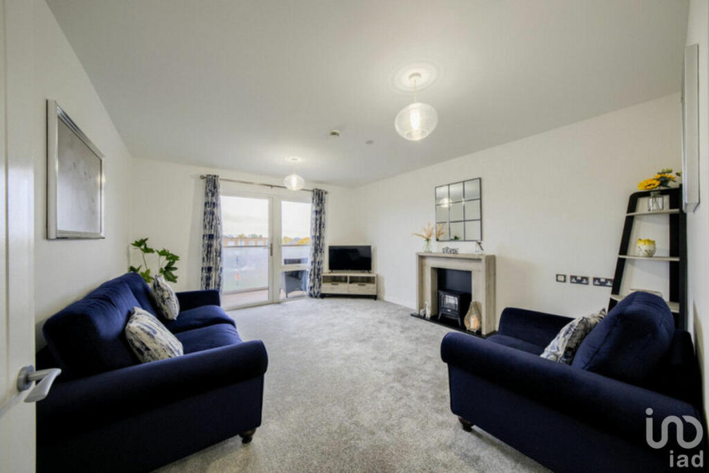 Additional property image - Victoria Crescent, Solihull, B90
