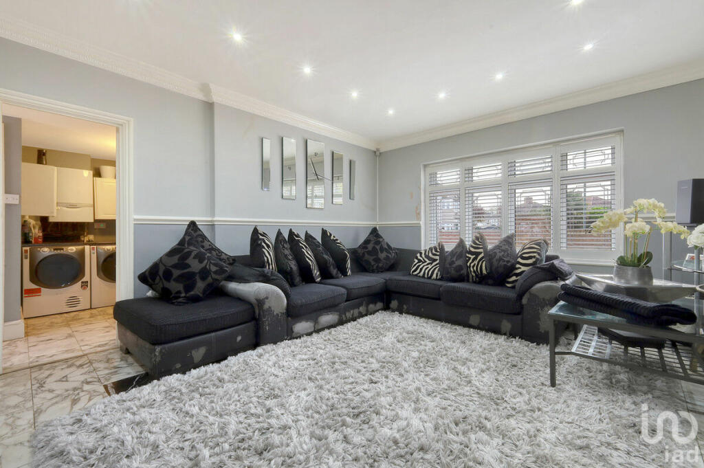 Additional property image - Normanhurst Avenue, Bexleyheath, DA7