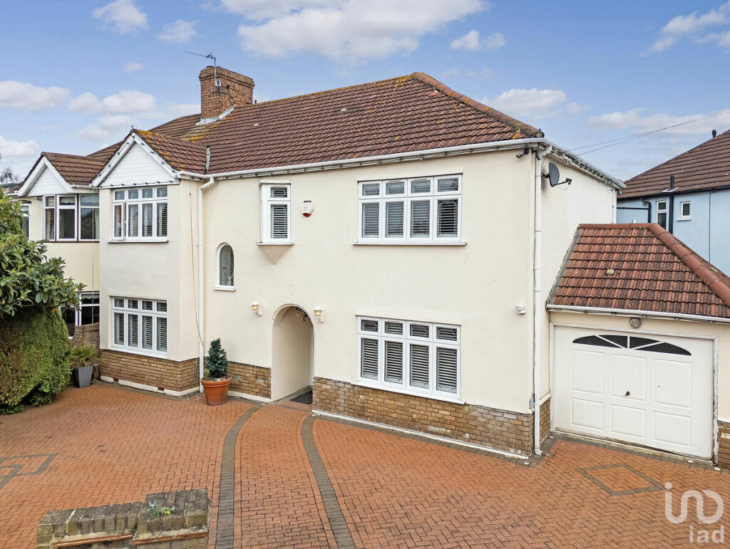 Additional property image - Normanhurst Avenue, Bexleyheath, DA7