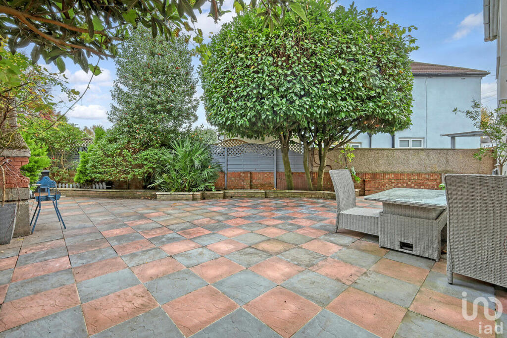 Additional property image - Normanhurst Avenue, Bexleyheath, DA7